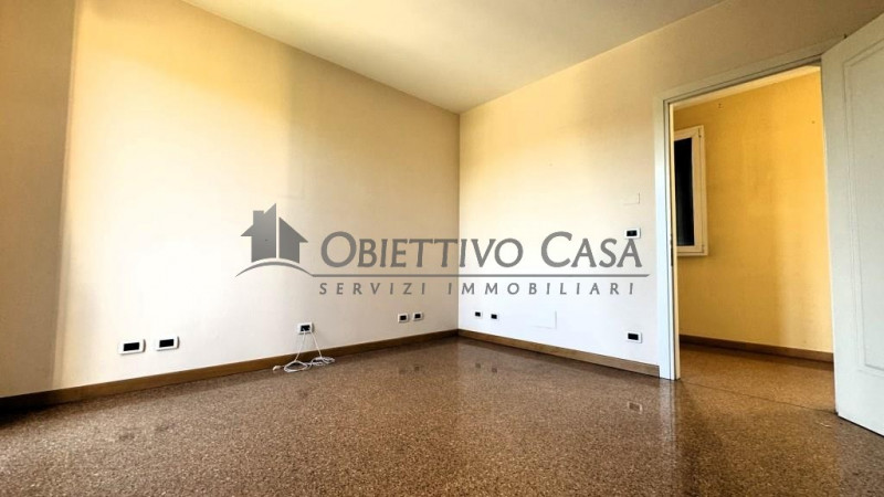 Rif: “PD680” ARCELLA – San Carlo

Questa villa monofamiliare dalle grandi metrature, non è solo u...