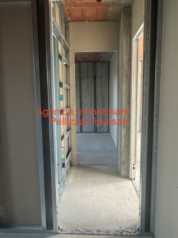 Sei alla ricerca di una casa nuova, moderna e funzionale, disposta su un unico piano? Abbiamo la ...