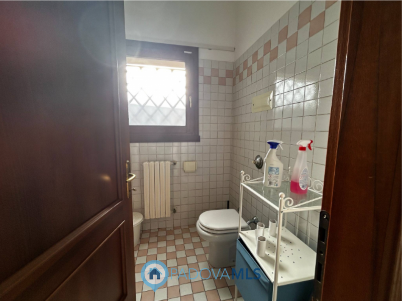 Immobile in esclusiva al Gruppo Padova MLS
Hai mai pensato al tuo prossimo spazio commerciale o u...