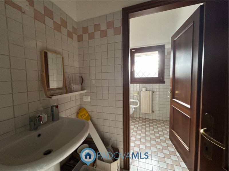 Immobile in esclusiva al Gruppo Padova MLS
Hai mai pensato al tuo prossimo spazio commerciale o u...