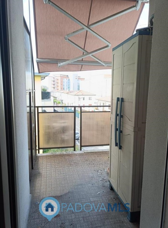 Immobile in esclusiva al Gruppo Padova MLS
Padova in zona Fiera comoda agli istituti universitari...