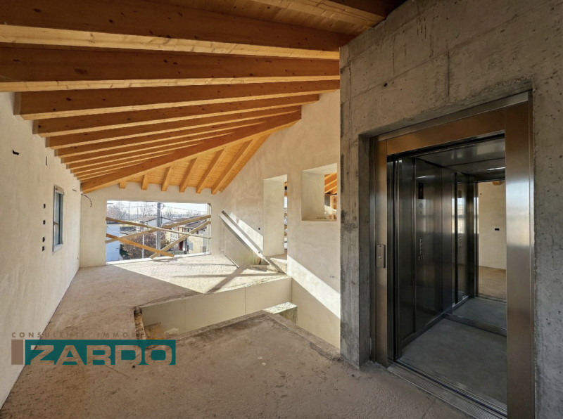 Rif: A-316 (per info 350 5383983 | Giacomo)

ULTIMA UNITÀ DISPONIBILE – In un piccolo ed esclusiv...