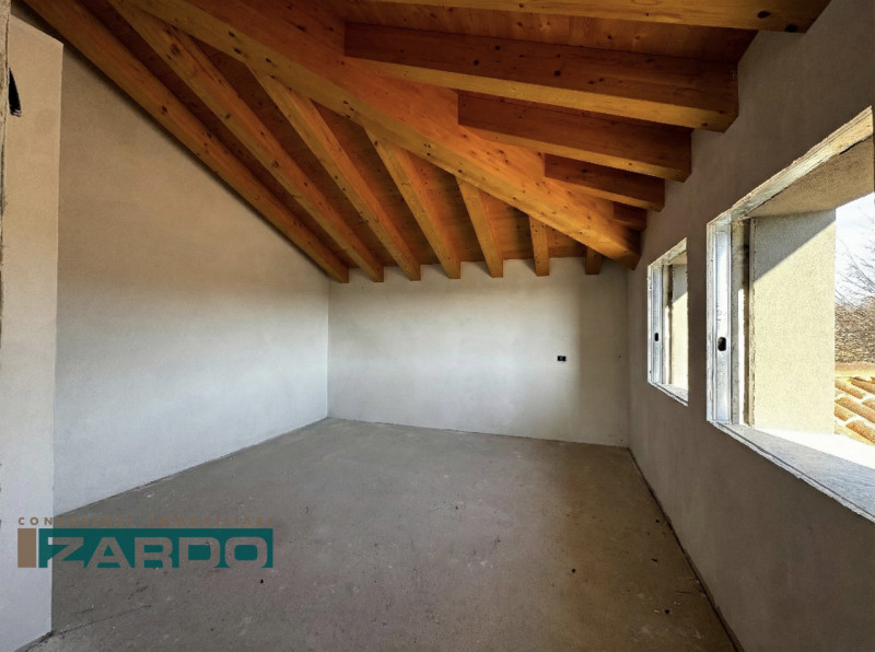 Rif: A-316 (per info 350 5383983 | Giacomo)

ULTIMA UNITÀ DISPONIBILE – In un piccolo ed esclusiv...