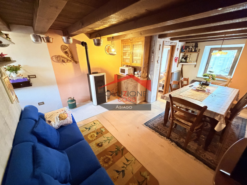 Gallio – A due passi dal centro di Gallio nel Cuore dell'Altopiano dei Sette Comuni, proponiamo u...