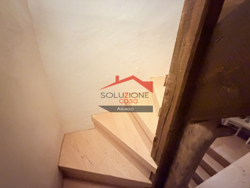 Gallio – A due passi dal centro di Gallio nel Cuore dell'Altopiano dei Sette Comuni, proponiamo u...