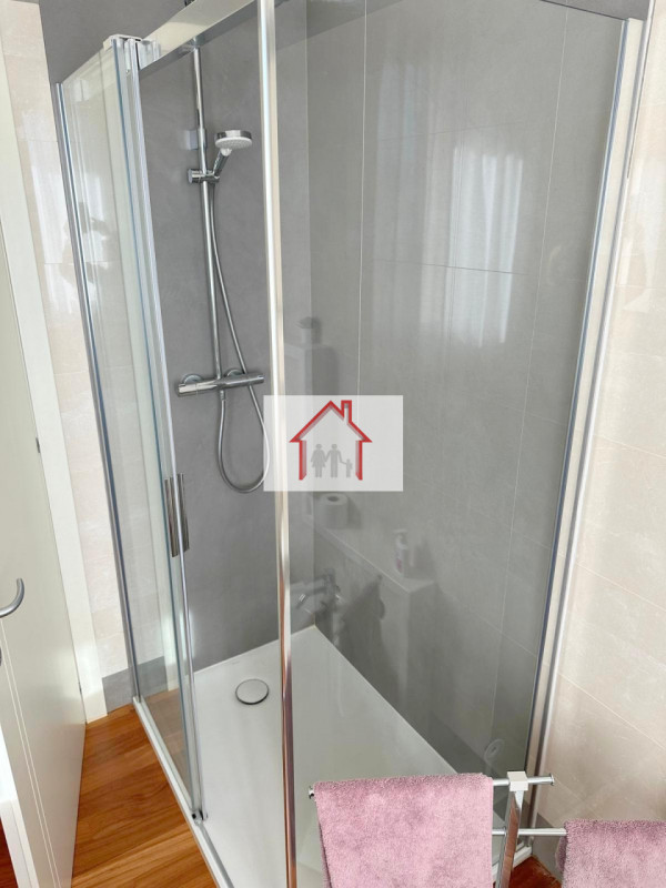 Rif: DA247 - X Info: Denis 340.25.40.785
In vendita, proponiamo un raffinato appartamento situato...