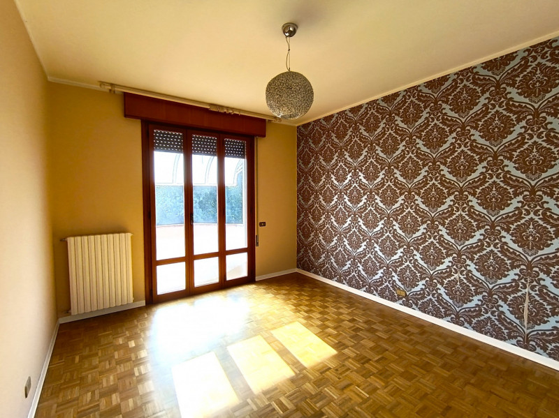 Rif. PS245
Se desideri vivere in un appartamento dalle generose dimensioni nel cuore di Piove di ...