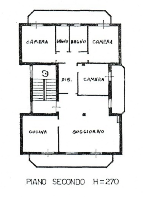 Rif. PS245
Se desideri vivere in un appartamento dalle generose dimensioni nel cuore di Piove di ...