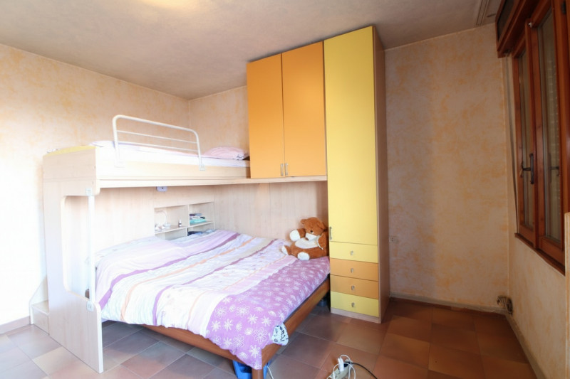 MONSELICE: proponiamo in vendita un affascinante rustico da ristrutturare situato nella tranquill...