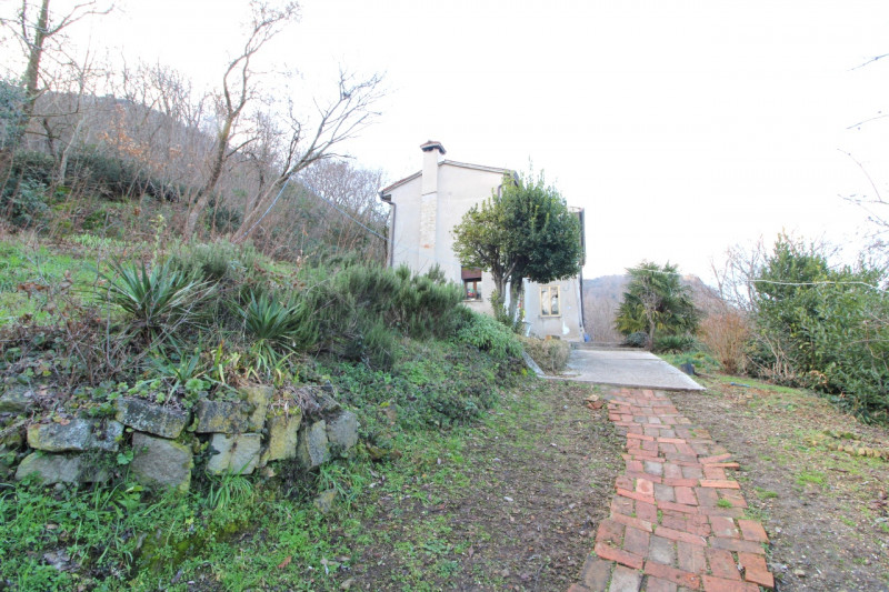 MONSELICE: proponiamo in vendita un affascinante rustico da ristrutturare situato nella tranquill...