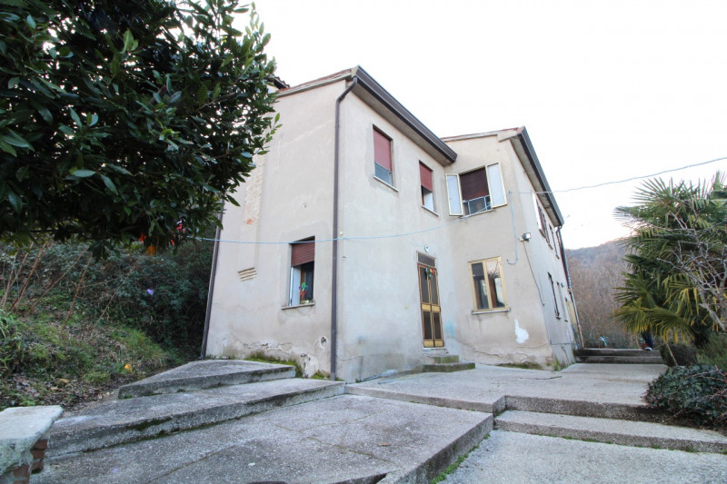 MONSELICE: proponiamo in vendita un affascinante rustico da ristrutturare situato nella tranquill...