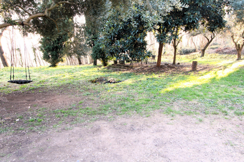 MONSELICE: proponiamo in vendita un affascinante rustico da ristrutturare situato nella tranquill...