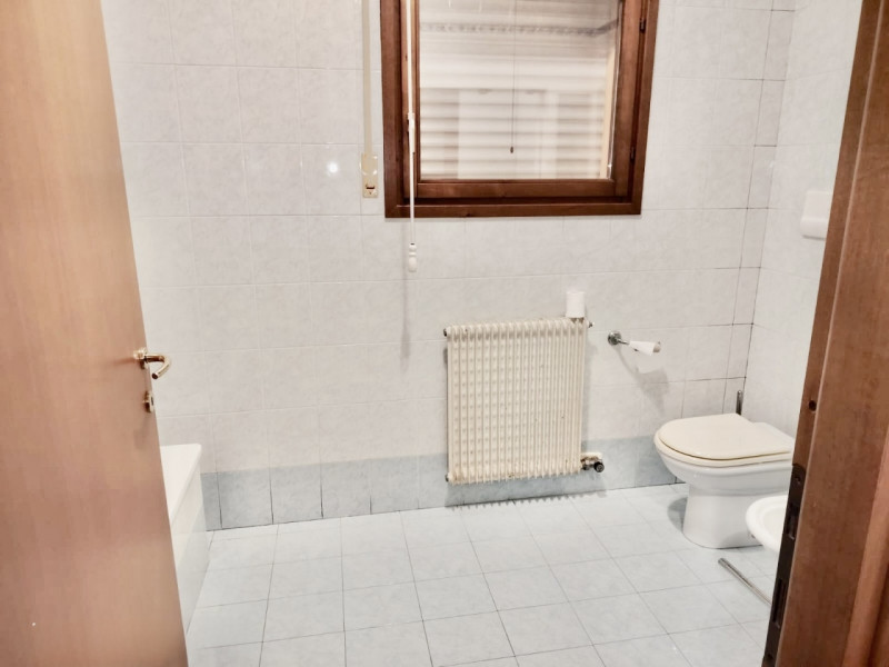 (Per INFO 3316190143) Scopri il tuo nuovo rifugio nel cuore di Borgoricco! Questo luminoso appart...