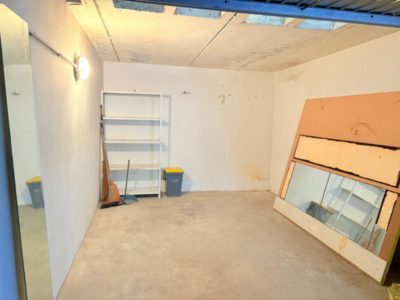 In una posizione strategica, comoda ai principali servizi e alla viabilità, proponiamo luminoso a...