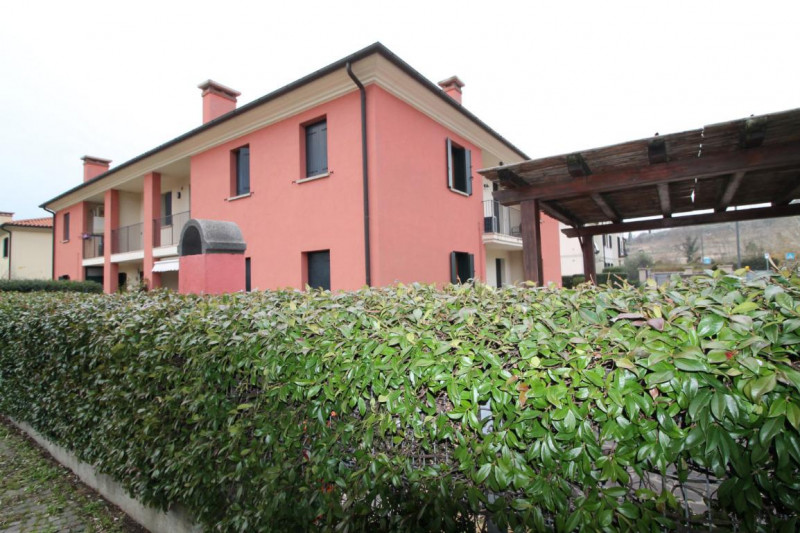 Disponibile in affitto un accogliente appartamento bilocale situato al secondo ed ultimo piano di...