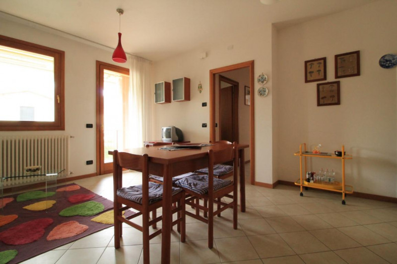 Disponibile in affitto un accogliente appartamento bilocale situato al secondo ed ultimo piano di...