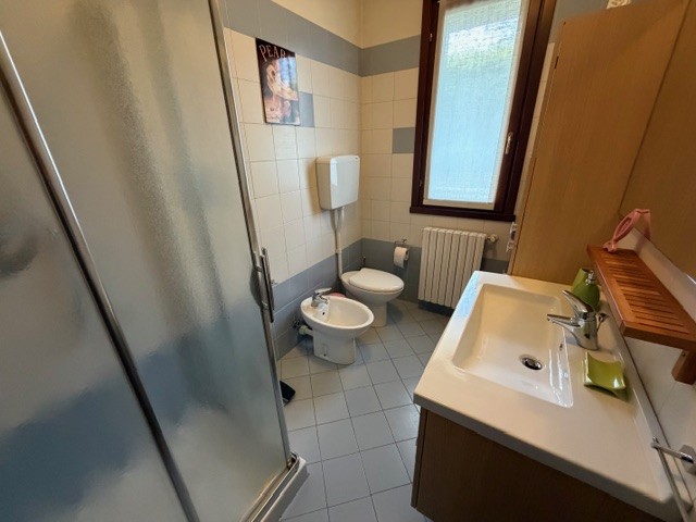 VIGODARZERE: Classe Energetica in fase di definizione.
Proponiamo appartamento al piano terra in ...