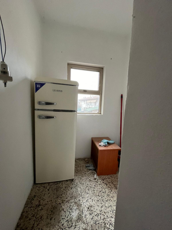 Proponiamo in vendita un interessante rustico affiancato da ristrutturare, completo di annessi e ...