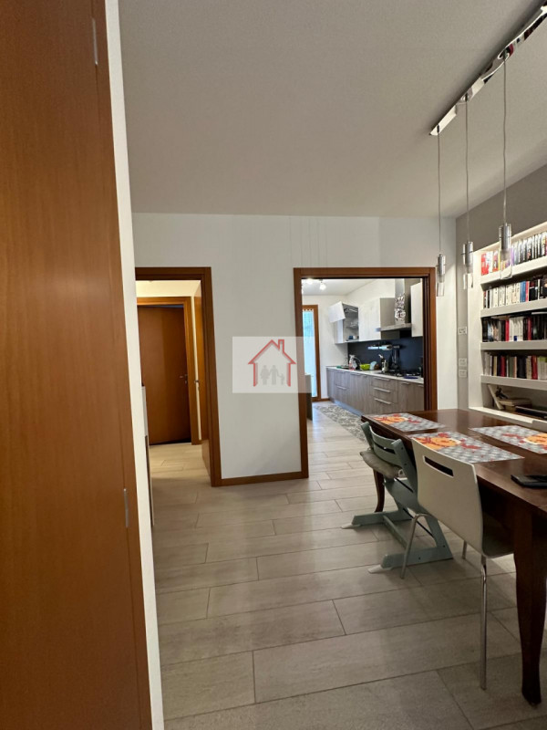 Rif: DB364
X Info - Denis: 340.25.40.785

Giavera del Montello (TV)

Proponiamo in vendita un'acc...