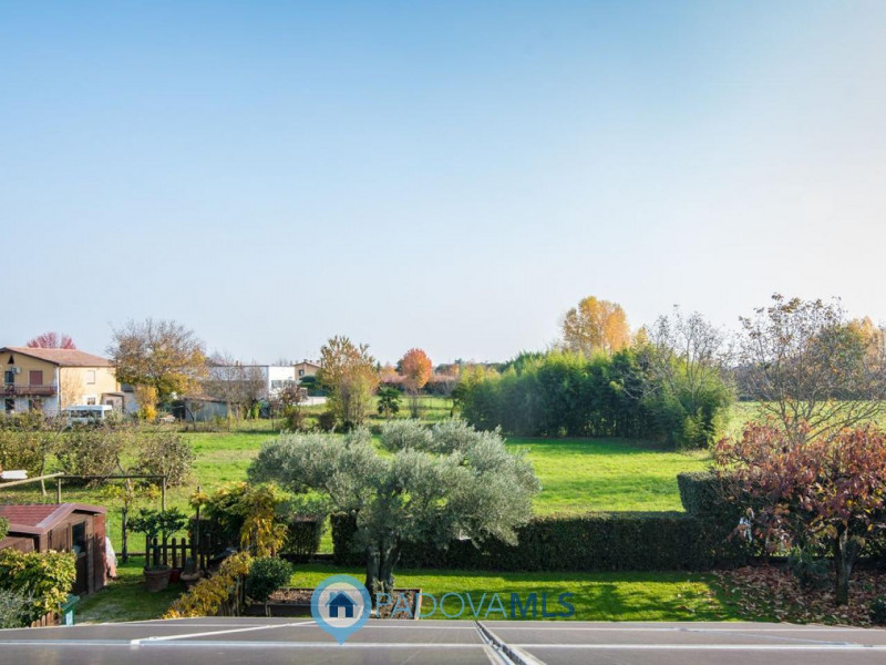 Immobile in esclusiva al Gruppo Padova MLS

Villa singola di pregio a Bragni Cadoneghe, caratteri...