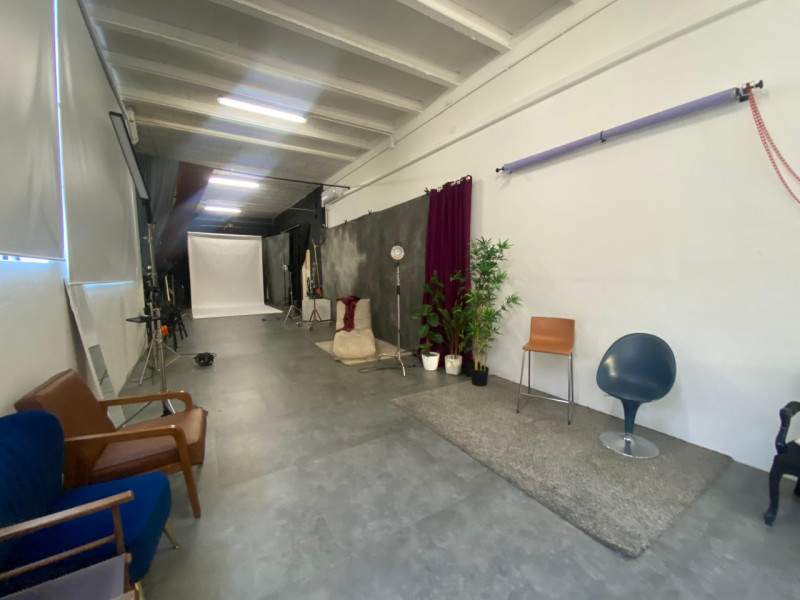 Sei alla ricerca di un'opportunità unica per avviare la tua attività? Questo ampio negozio di 170...