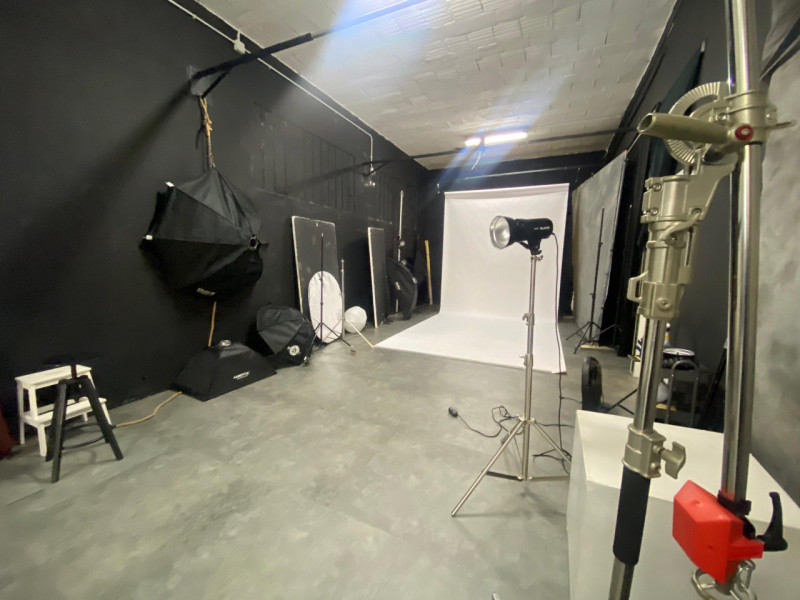 Sei alla ricerca di un'opportunità unica per avviare la tua attività? Questo ampio negozio di 170...