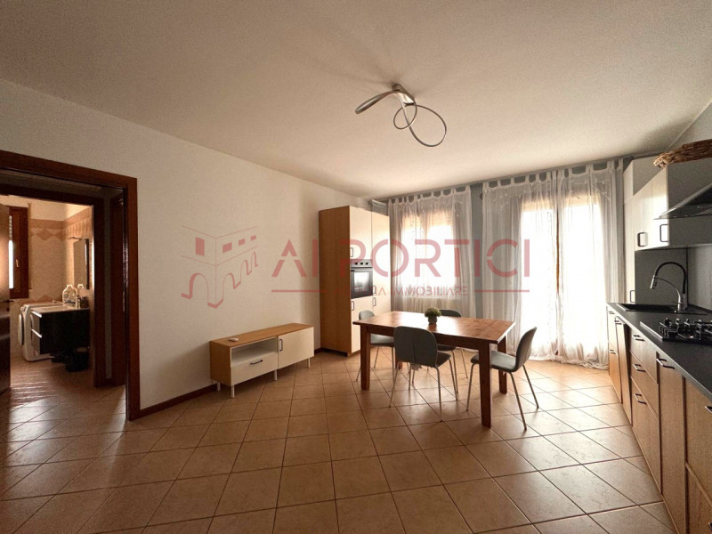 Comune di PIOVE DI SACCO - APPARTAMENTO su due livelli sito in condominio dalle poche unità e con...