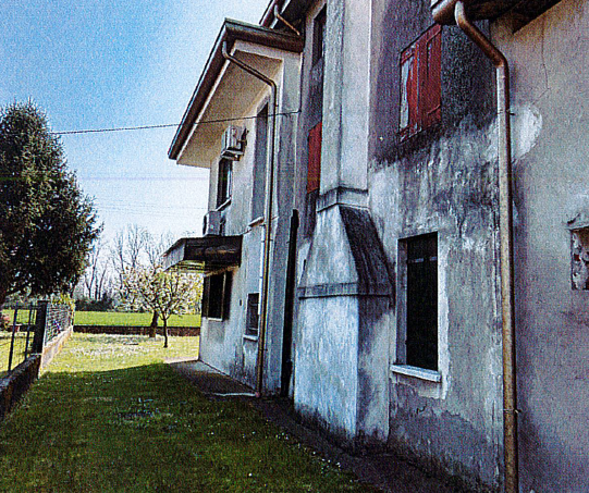 Rif. A.A.64-24

Vendita all'asta - abitazione unifamiliare su 3 livelli in data 04 febbraio 2026
...