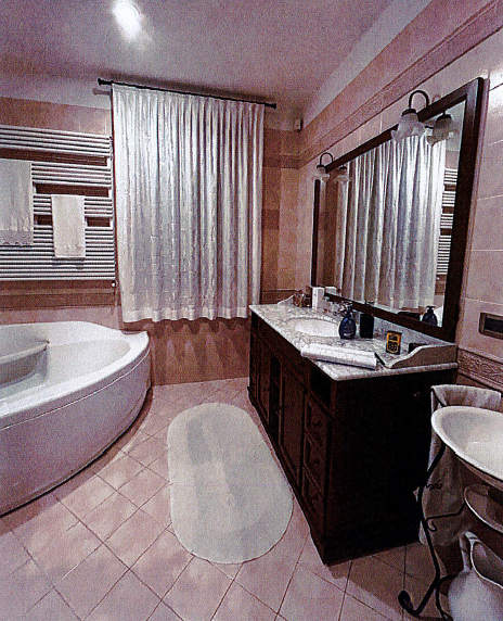 Rif. A.A.64-24

Vendita all'asta - abitazione unifamiliare su 3 livelli in data 04 febbraio 2026
...