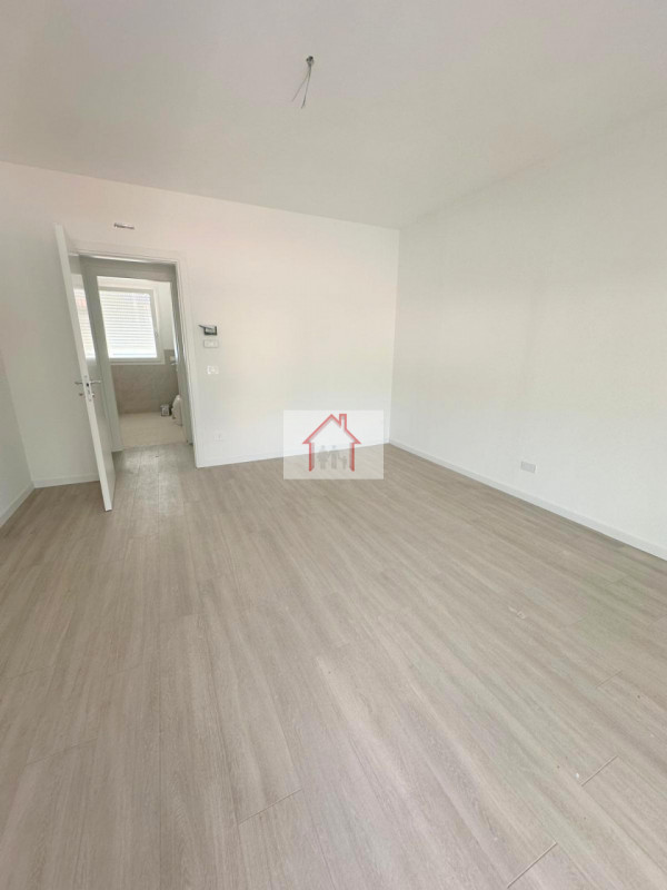 Rif: DA328 - Info Denis: 34.02.54.07.85

ULTIME UNITA' DISPONIBILI IN CLASSE A4, situati nel cuor...