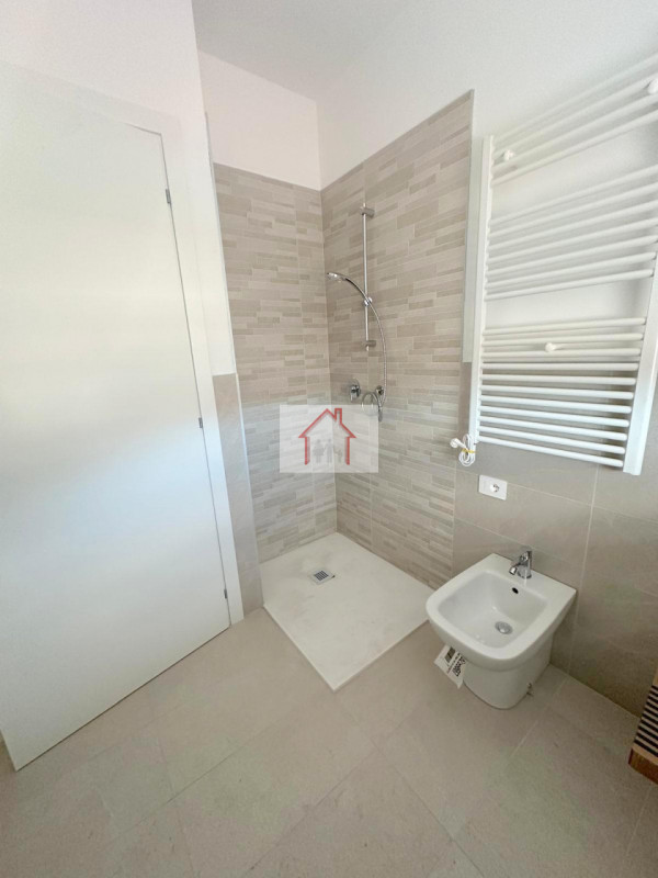 Rif: DA328 - Info Denis: 34.02.54.07.85

ULTIME UNITA' DISPONIBILI IN CLASSE A4, situati nel cuor...