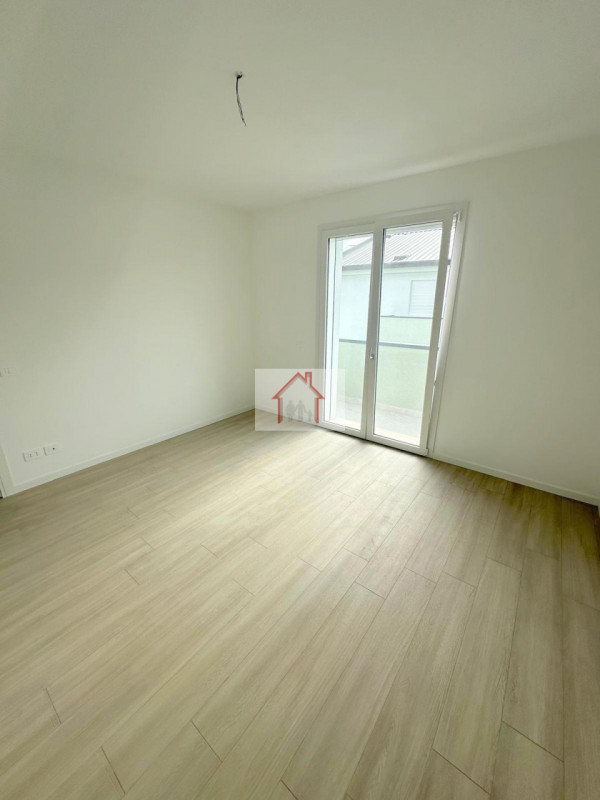 Rif: DA329 - Info Denis: 340.25.40.785

ULTIME 2 UNITA' DISPONIBILI in classe A4, situati nel cuo...