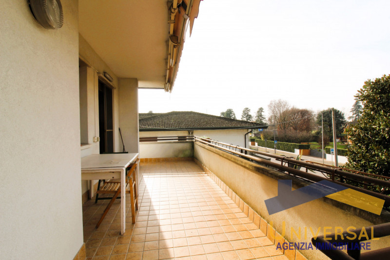 MASSANZAGO - In zona centralissima, che permette di raggiungere tutti i servizi del paese, quali ...