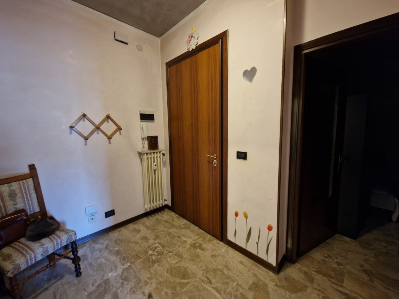 Ottima opportunità per studenti che cercano un appartamento in un contesto curato e tranquillo in...