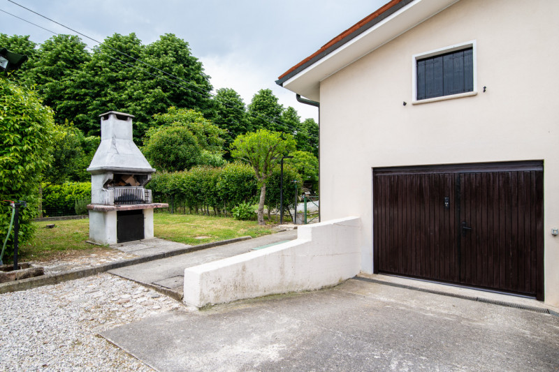 NOVENTA PADOVANA – Porzione di bifamiliare con giardino a pochi minuti dal centro

Proponiamo in ...