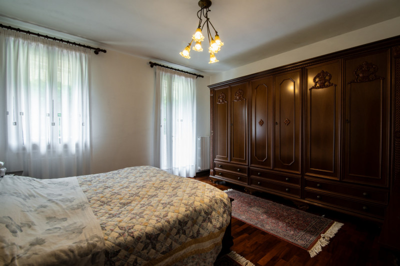 NOVENTA PADOVANA – Porzione di bifamiliare con giardino a pochi minuti dal centro

Proponiamo in ...