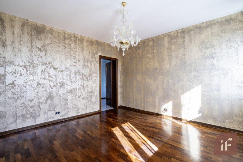 NOVENTA PADOVANA – Porzione di bifamiliare con giardino a pochi minuti dal centro

Proponiamo in ...