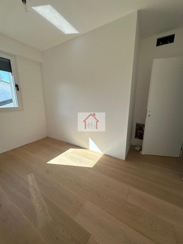 ELEGANTE BIFAMILIARE DI NUOVA COSTRUZIONE IN CLASSE A4 AD ARCADE 
Nel cuore di Arcade, proponiamo...