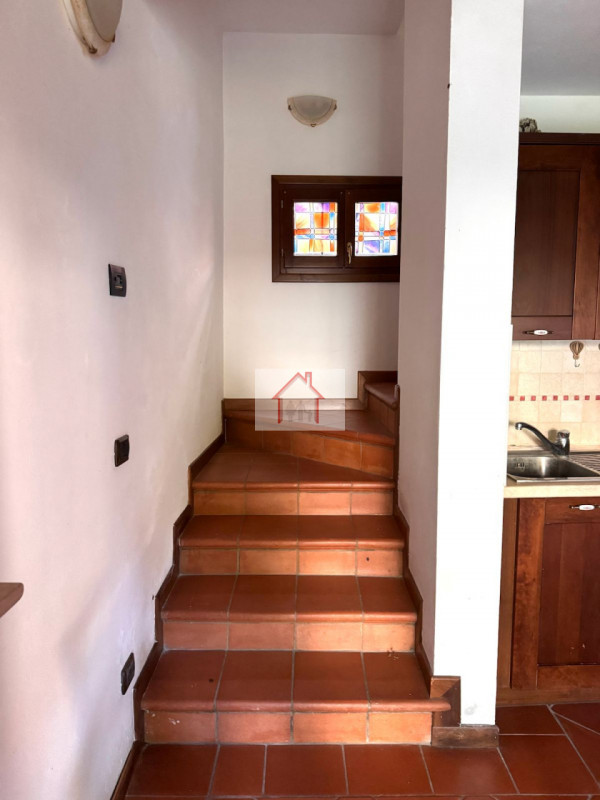 Rif: DB367
X INFO - Denis: 340. 254. 0785 
Proponiamo in vendita una splendida casa a schiera cen...