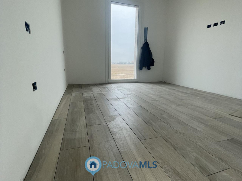 Immobile in esclusiva al Gruppo Padova MLS


Ti presentiamo una splendida opportunità immobiliare...