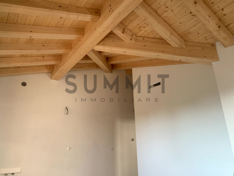 SCHIO - CENTRO: MINIAPPARTAMENTO completamente indipendente. Cl. En. B EURO 125.000 Per Info 335....