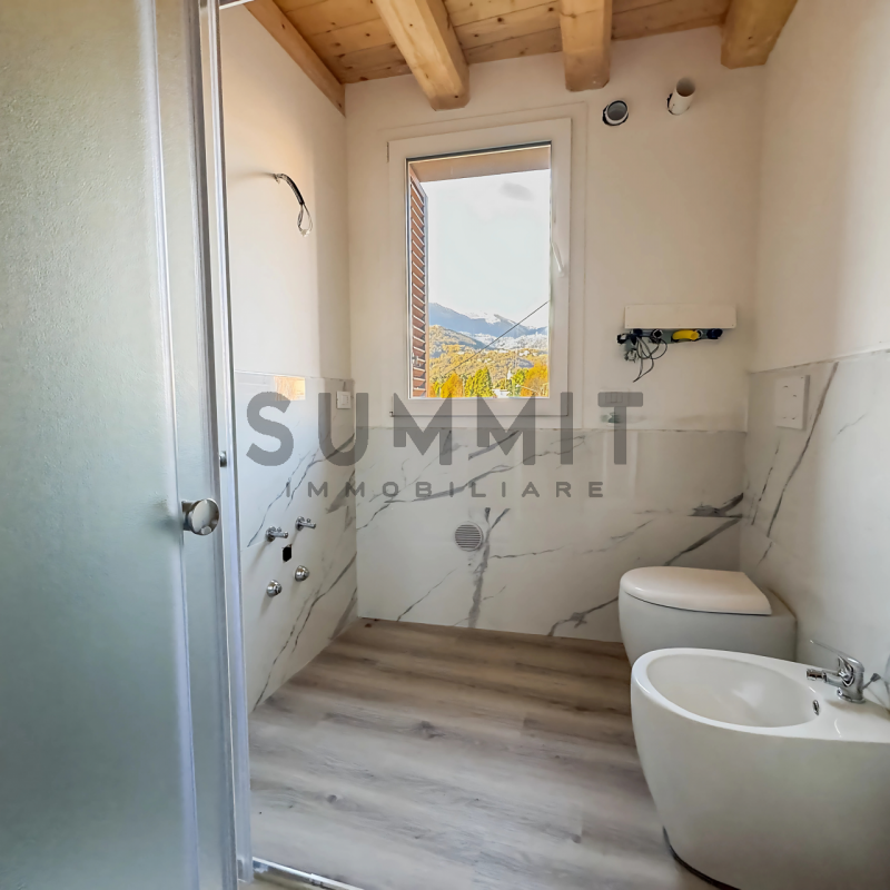 SCHIO - Centro: in nuova ristrutturazione BICAMERE piano terra con garage. Cl. En. prev. B EURO 1...