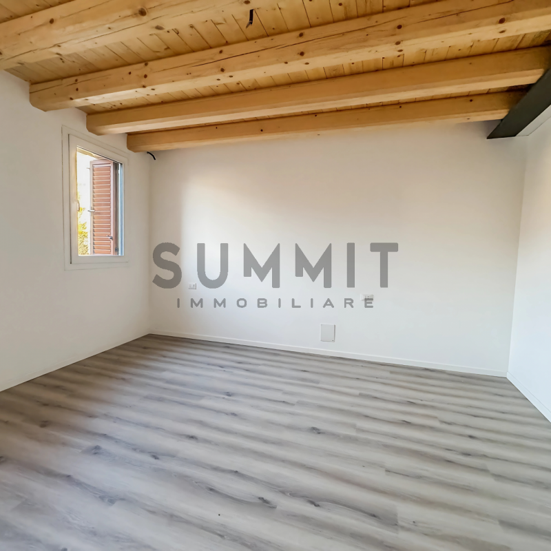 SCHIO - Centro: in nuova ristrutturazione BICAMERE piano terra con garage. Cl. En. prev. B EURO 1...