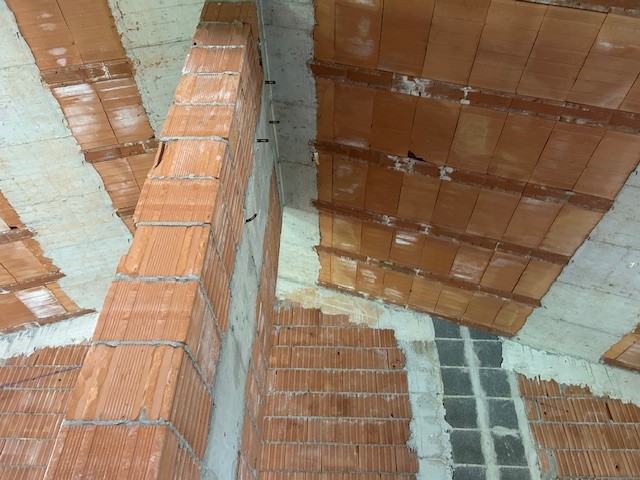 In una delle zone più tranquille di Casalserugo, proponiamo in vendita una porzione di BIFAMILIAR...