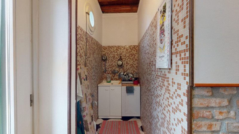 TI INVITIAMO A VISITARE PRIMA IL VIRTUL TOUR 3D DELL'APPARTAMENTO.
COSI' POTRAI VISITARLO SOLO SE...