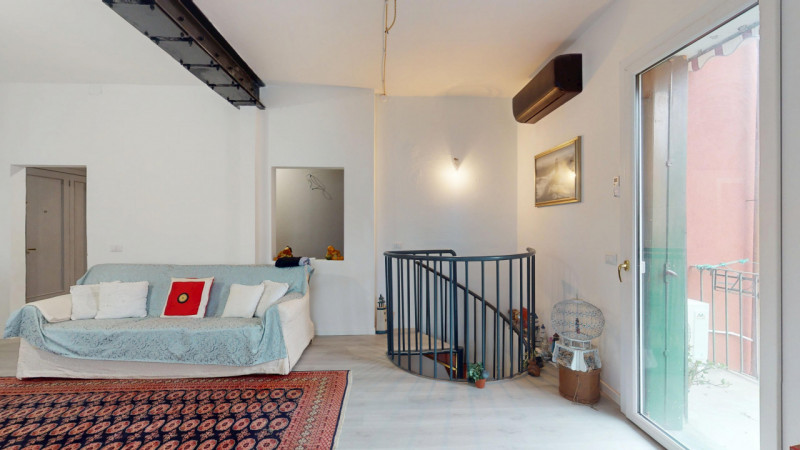 TI INVITIAMO A VISITARE PRIMA IL VIRTUL TOUR 3D DELL'APPARTAMENTO.
COSI' POTRAI VISITARLO SOLO SE...