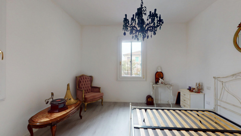 TI INVITIAMO A VISITARE PRIMA IL VIRTUL TOUR 3D DELL'APPARTAMENTO.
COSI' POTRAI VISITARLO SOLO SE...