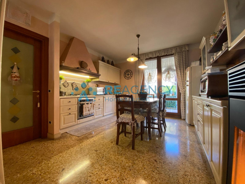 Duplex for Sale in Arcugnano