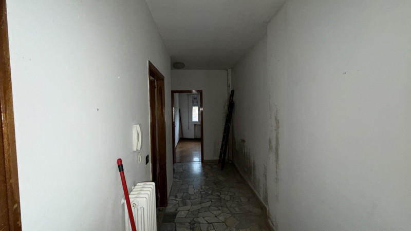 Scopri questa opportunità di acquisto a Padova zona Paltana! Proponiamo un appartamento spazioso ...