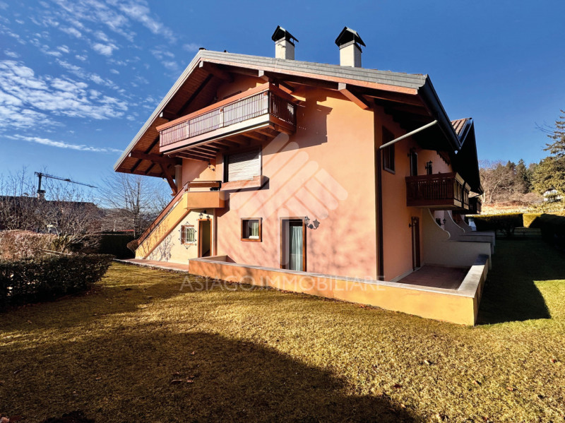 Asiago Immobiliare propone in esclusiva una soluzione ideale per chi desidera vivere la montagna ...